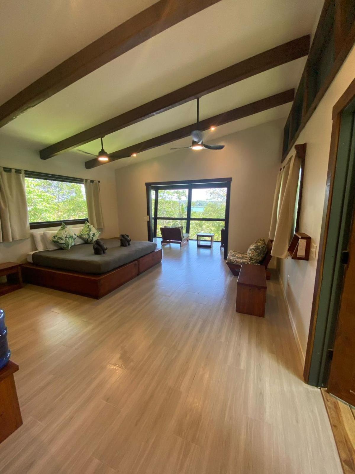 Roam Yoga & Wellness Lodge Bocas Town Exterior foto